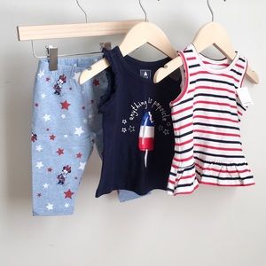 🇺🇸 NWT 3 pc. Baby Gap USA Tank Tops Set 12-18